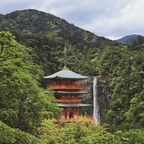 Nachi Falls Kansai Featured
